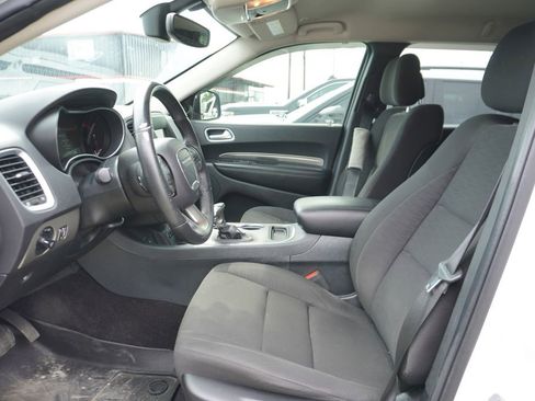 Used 2019 Dodge Durango SXT AWD/4WD image 2
