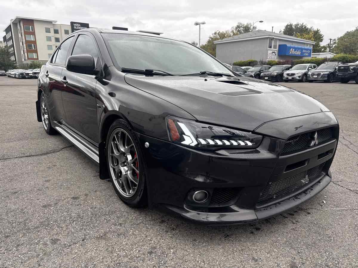 Used 2014 Mitsubishi Lancer Evolution MR AWD/4WD image 4