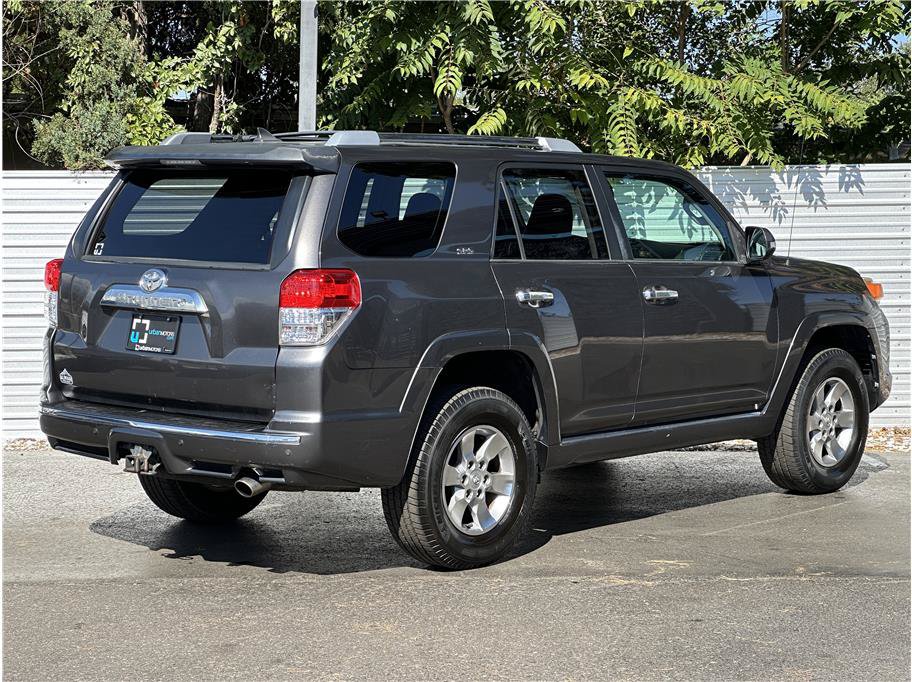Used 2010 Toyota 4Runner SR5 AWD/4WD image 12