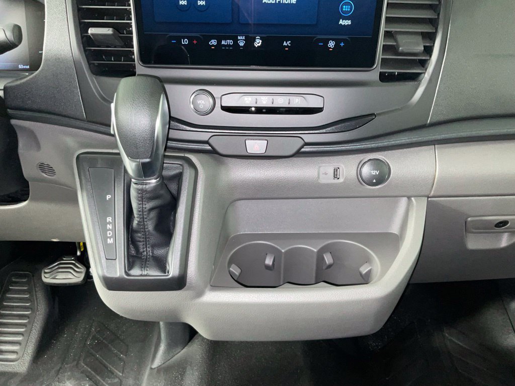 New 2026 Ford Transit 250 148 Medium Roof w/ Load Area Protection Package RWD image 19