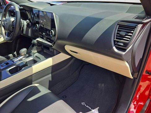 Used 2024 Lexus NX 250 FWD w/ Towing Package (2000 Lbs) image 22