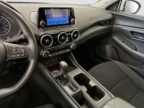Used 2024 Nissan Sentra S image 25