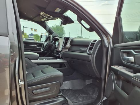 Used 2025 RAM 1500 Big Horn AWD/4WD image 28