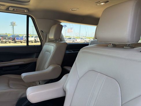 Certified 2024 Ford Expedition Max Limited AWD/4WD image 15