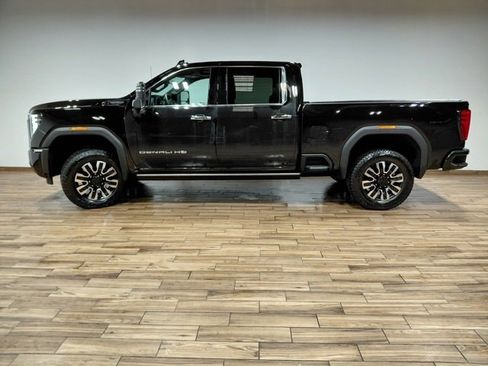 Used 2025 GMC Sierra 2500 Denali Ultimate image 31