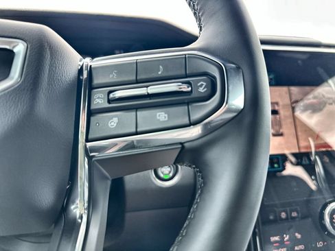 New 2026 GMC Acadia Elevation w/ Elevation Premium Package FWD image 32