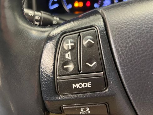 Used 2015 Lexus LS 460 4dr Sdn RWD w/ Comfort Package image 15