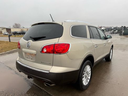 Used 2010 Buick Enclave CX w/ Driver Confidence Package image 5