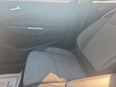 Used 2018 Ford Escape SE w/ SE Sync 3 Package FWD image 12