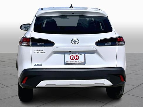 New 2026 Toyota Corolla Cross L image 4