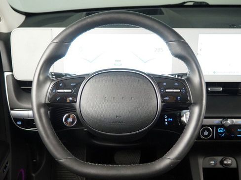Used 2024 Hyundai Ioniq 5 Limited RWD image 18