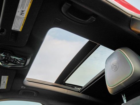 Used 2020 Alfa Romeo Stelvio Quadrifoglio image 43