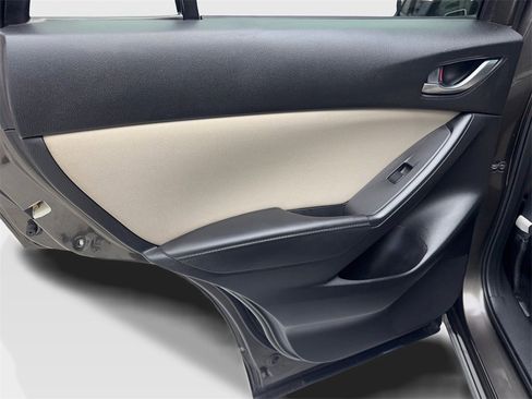 Used 2016 MAZDA CX-5 Touring image 38