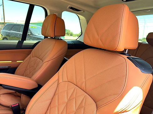 New 2027 BMW X7 xDrive40i AWD/4WD image 17