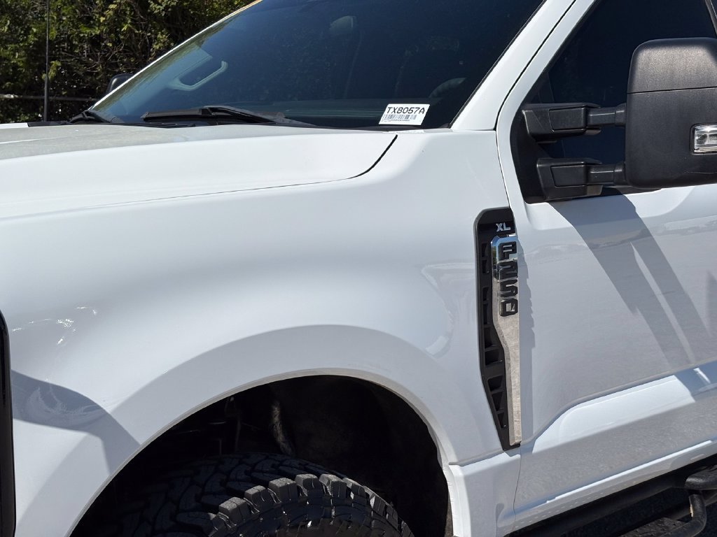 Used 2024 Ford F250 XL w/ FX4 Off-Road Package AWD/4WD image 10