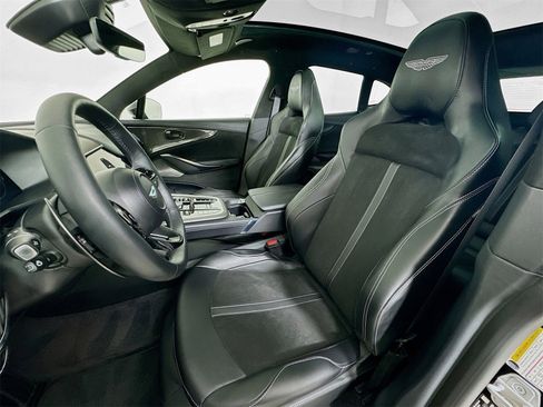 Used 2025 Aston Martin DBX 707 image 20