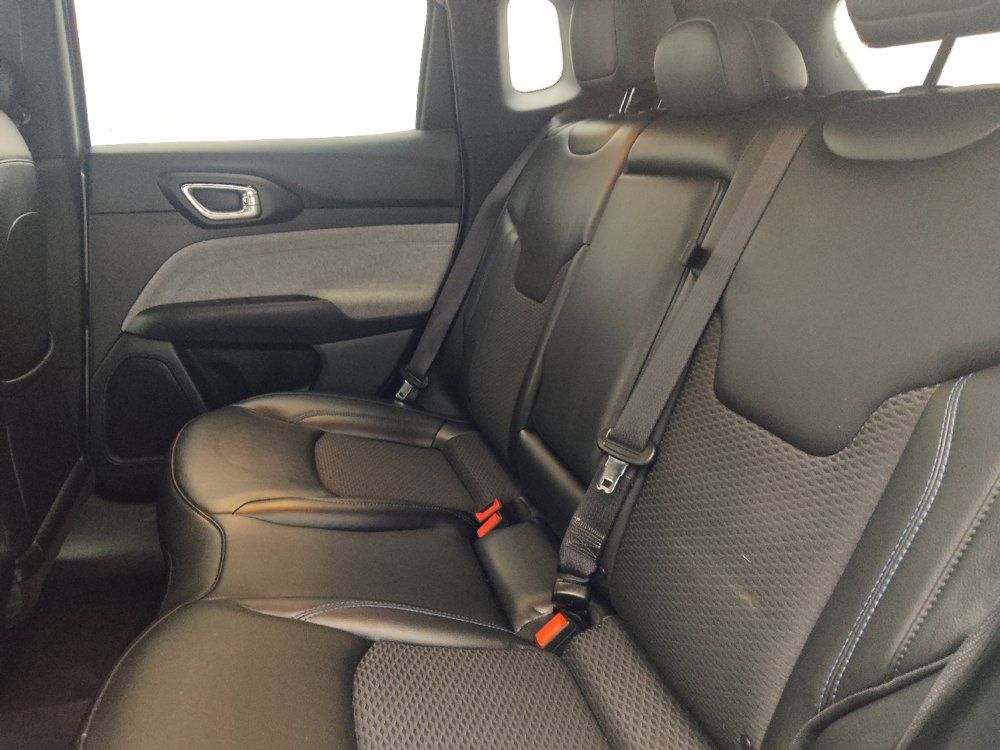 Used 2023 Jeep Compass Latitude AWD/4WD image 18