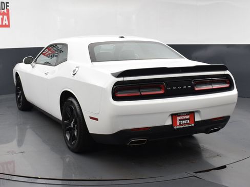 Used 2023 Dodge Challenger SXT RWD image 3