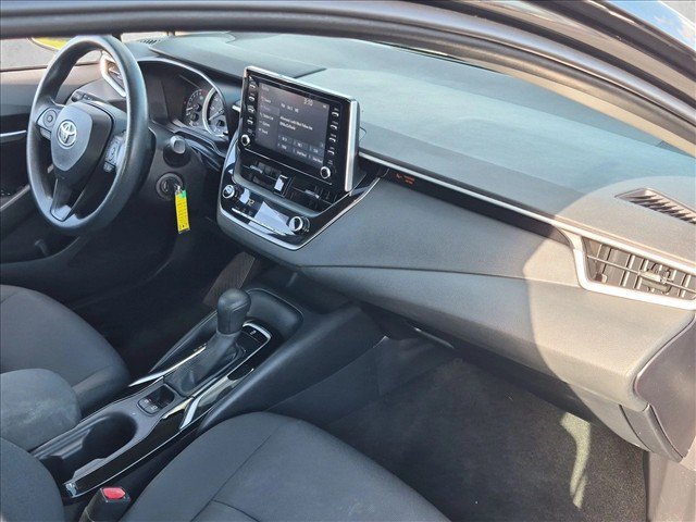 Used 2020 Toyota Corolla LE FWD image 27