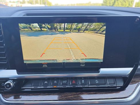 New 2026 GMC Sierra 1500 Elevation image 14