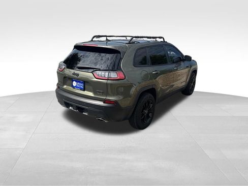 Used 2020 Jeep Cherokee Latitude Plus w/ Cold Weather Group AWD/4WD image 6