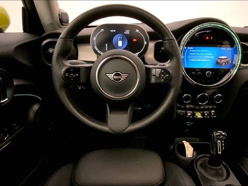 Used 2024 MINI Cooper SE FWD image 4