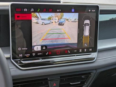 New 2026 Volkswagen Tiguan SE image 12