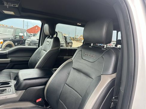 Used 2018 Ford F150 Raptor w/ Equipment Group 802A Luxury AWD/4WD image 34