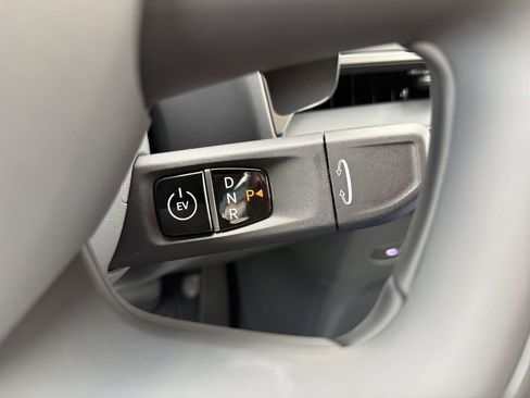 New 2026 Kia EV9 Wind image 24