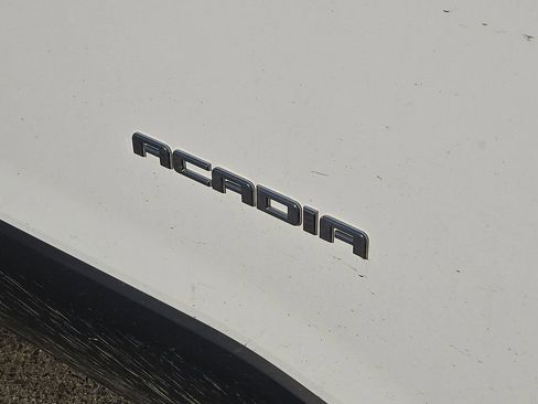 Used 2019 GMC Acadia SLE w/ LPO, Floor Liner Package AWD/4WD image 10