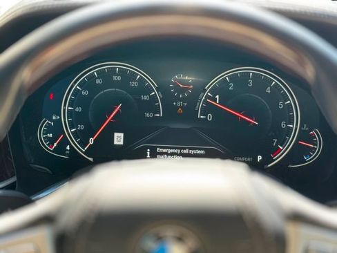 Used 2017 BMW 750i RWD image 45