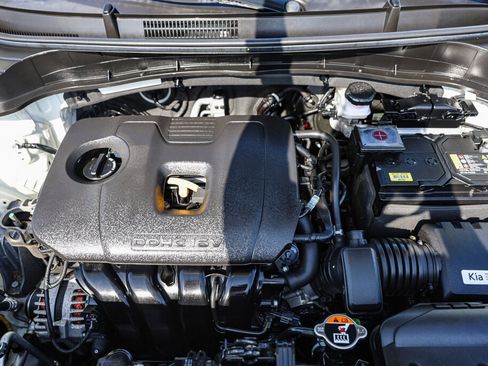 Used 2023 Kia Soul LX FWD image 15