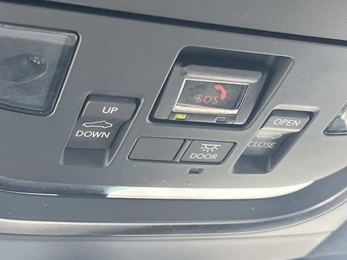 Used 2021 Lexus LS 500 w/ Interior Upgrade Package RWD image 38