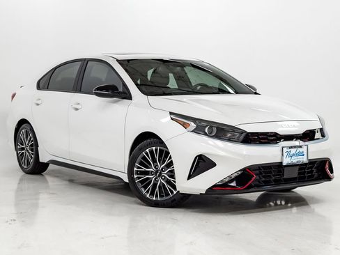 Certified 2023 Kia Forte GT-Line w/ GT-Line Premium Package FWD image 4