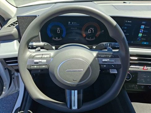 Used 2025 Hyundai Sonata SEL FWD image 19