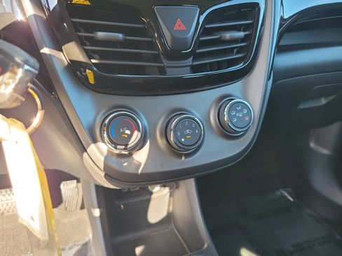 Used 2021 Chevrolet Spark LT image 15