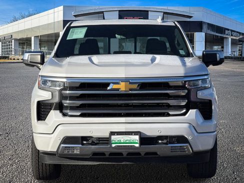 Used 2024 Chevrolet Silverado 1500 High Country w/ Technology Package image 9