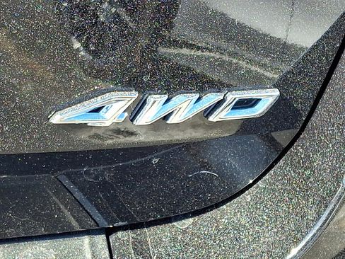 Used 2021 Ford Explorer XLT w/ Equipment Group 202A image 33