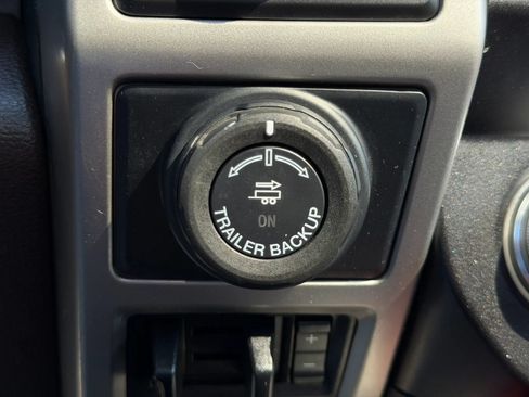 Used 2019 Ford F150 King Ranch w/ Equipment Group 601A Luxury AWD/4WD image 48