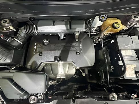 Used 2017 Buick Envision Essence AWD/4WD image 27