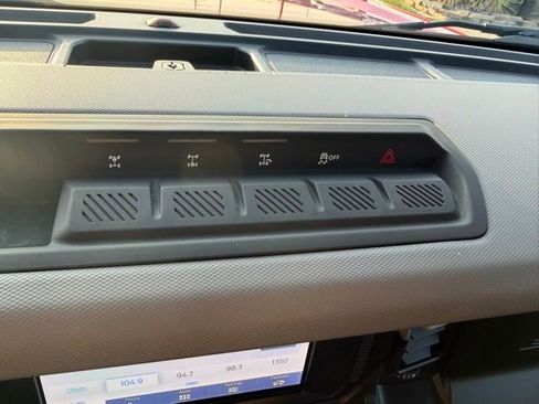 Used 2021 Ford Bronco Big Bend w/ Sasquatch Package AWD/4WD image 15