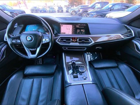 Used 2022 BMW X6 xDrive40i w/ Climate Comfort Package image 16
