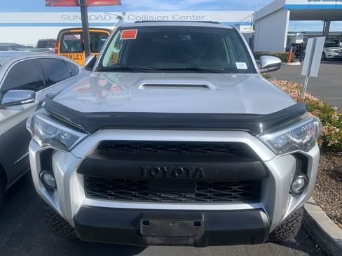 Used 2020 Toyota 4Runner TRD Off-Road image 3