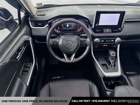 Used 2023 Toyota RAV4 XLE Premium image 21