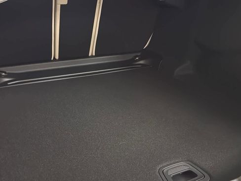 New 2026 Mercedes-Benz E 350 4MATIC Sedan image 32