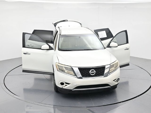 Used 2016 Nissan Pathfinder SV FWD image 51