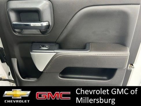 Used 2018 Chevrolet Silverado 1500 LT w/ All Star Edition AWD/4WD image 28