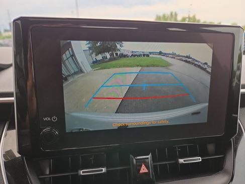 Used 2024 Toyota Corolla XSE FWD image 18