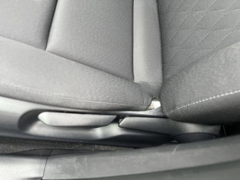 Used 2025 Toyota Corolla LE image 15