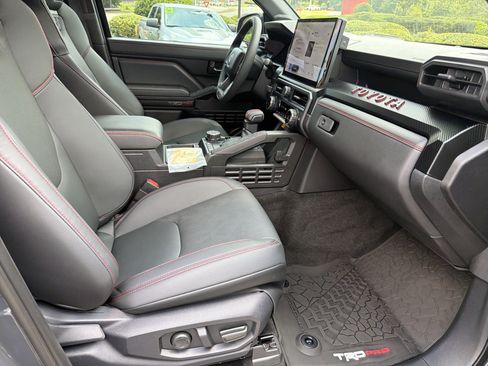 Certified 2025 Toyota Tacoma TRD Pro AWD/4WD image 24